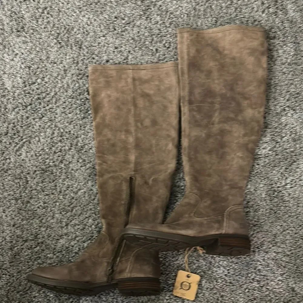 NWT Born Britton Over the Knee Boots. Size 7.5